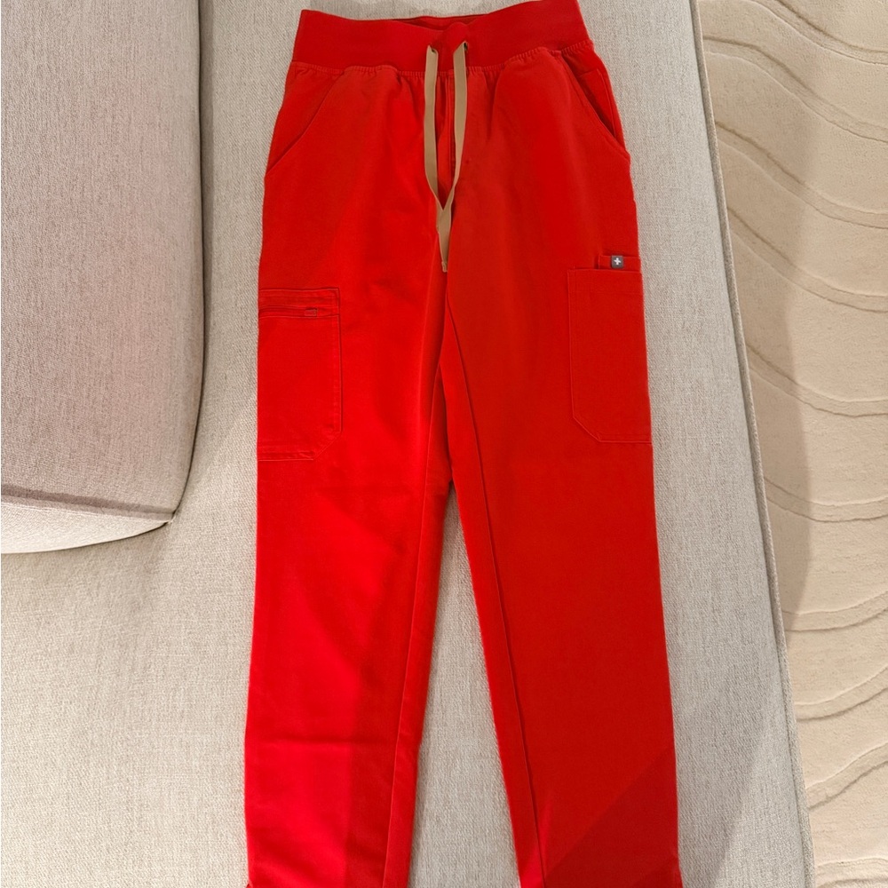 FIGS Yola Scrub Pants XS Petite Hibiscus Red High Waisted EUC